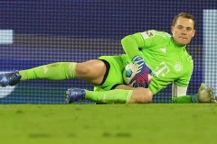 外媒：诺伊尔至少缺阵两场 首发被乌尔比希取代