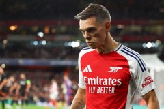 曝特罗萨德可以出战曼联 新赛季来临前复出