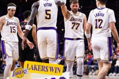 NBA常规赛湖人客场112-108险胜76人 东契奇31+15+11 詹姆斯赛季新高29分