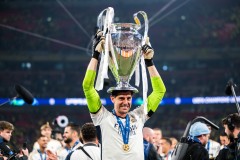 曝库尔图瓦与皇马续约2年 继续担任主力门将