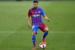 曝巴萨欲签雷吉隆或加亚打替补 目前队内左后卫仅阿尔巴一人