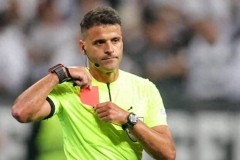 欧冠曼城对阵摩纳哥裁判组 西班牙鸣哨吹罚