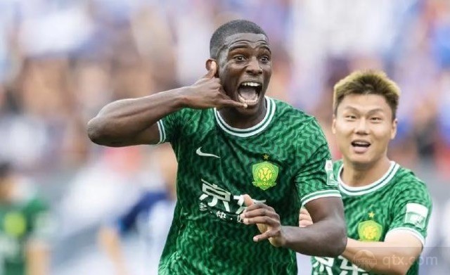 法比奥荣膺中超射手王