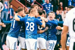 意甲科莫2-0尤文图斯 尼科-帕斯传射建功 肯普夫破门